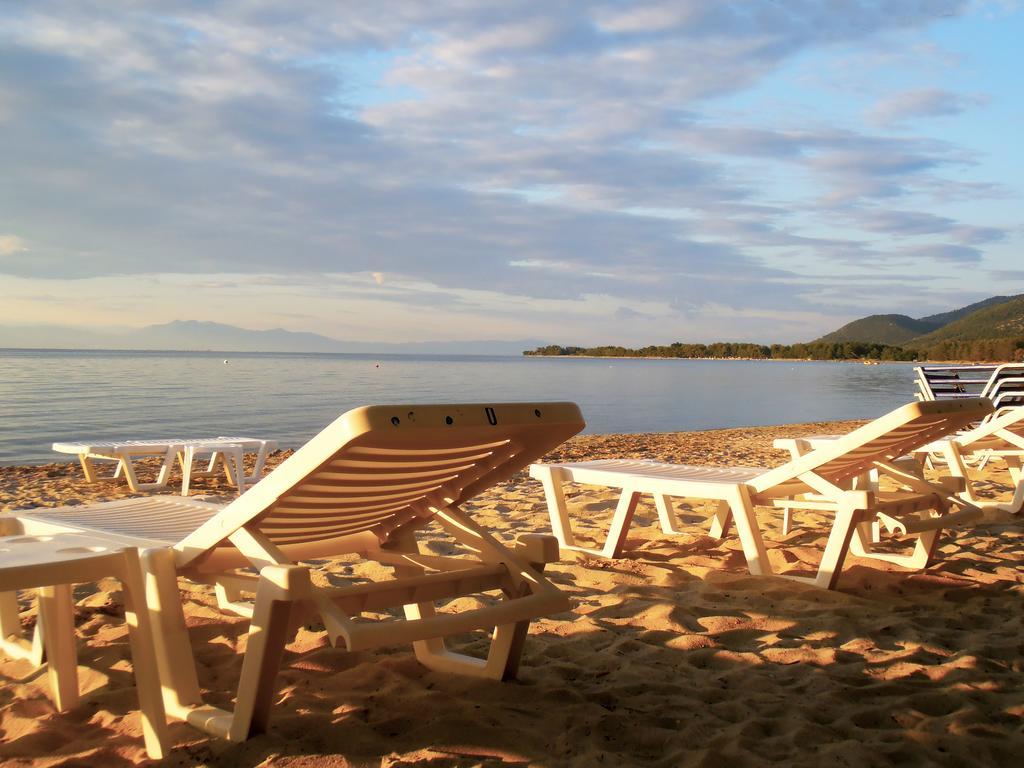 Malimi Hotel Prínos Buitenkant foto